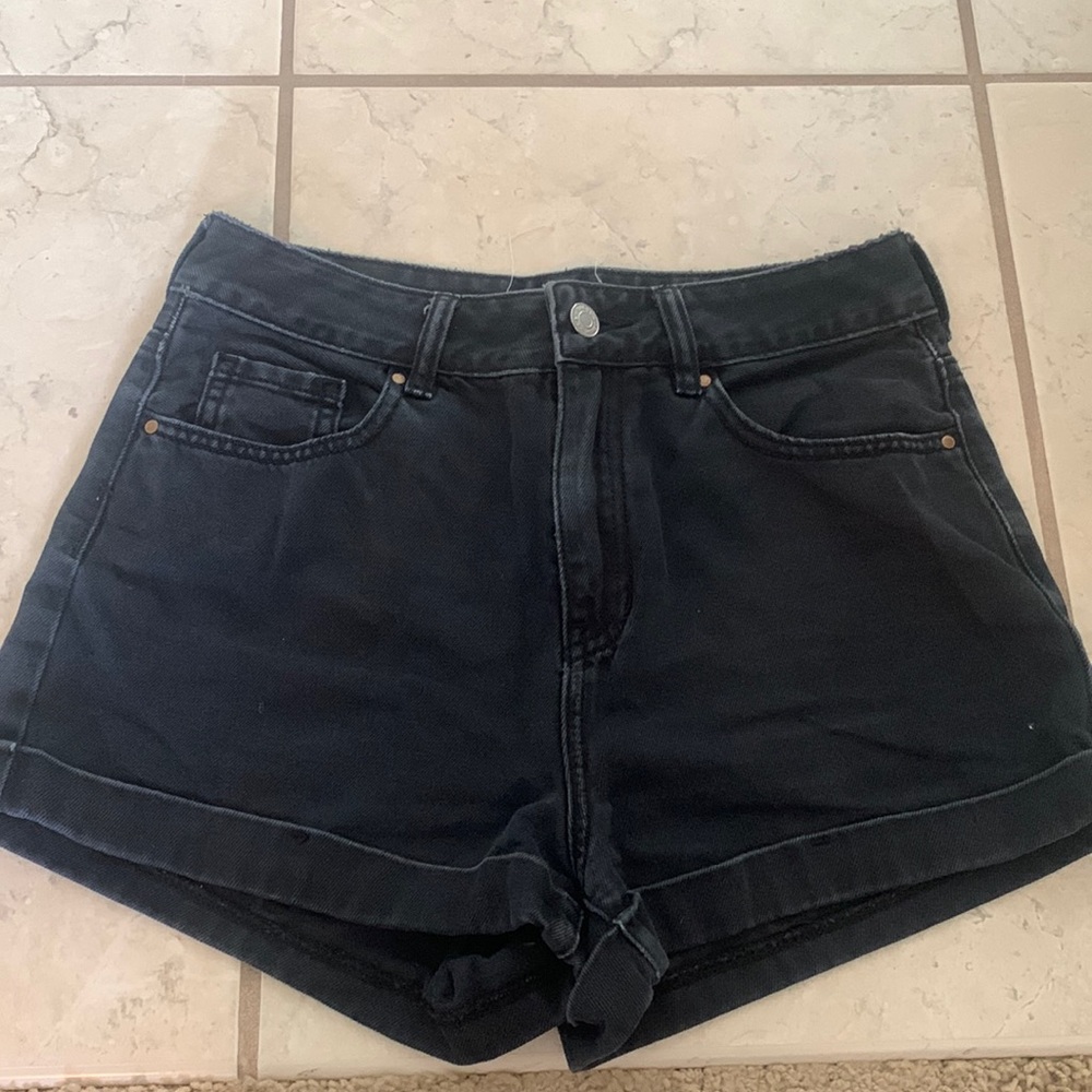 pacsun mom short size 25 black jean shorts